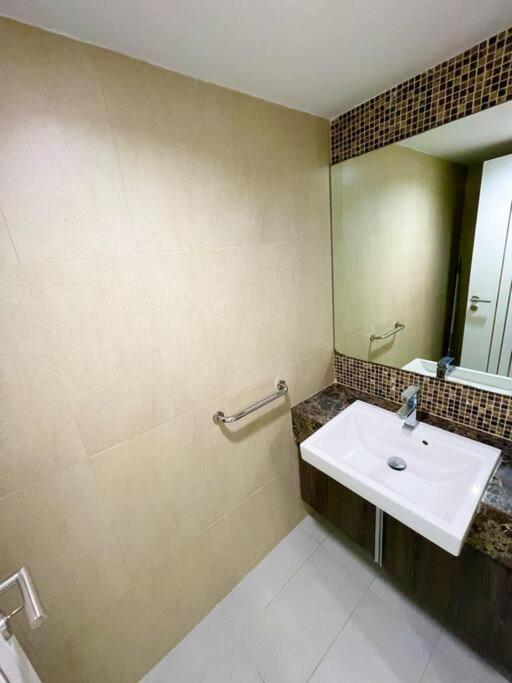 60Sqm Luxury 1 Bed - Pattaya City Centre - Centara Avenue Residences - 704 Dış mekan fotoğraf